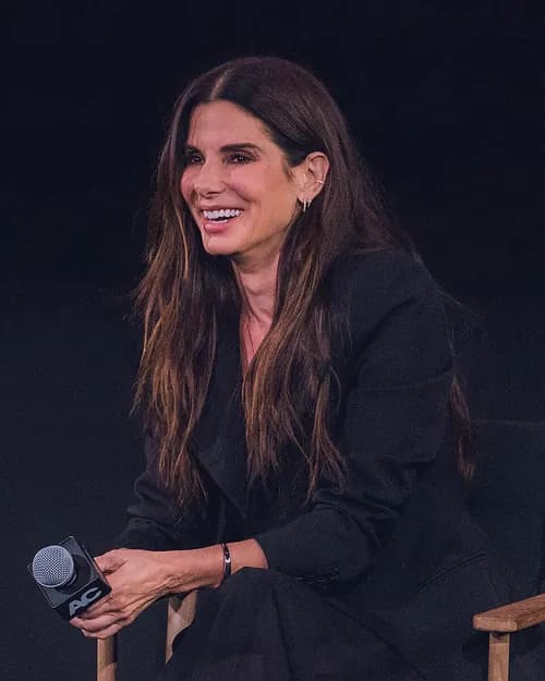 Sandra Bullock birth chart analysis — Leo Sun, Aquarius Moon